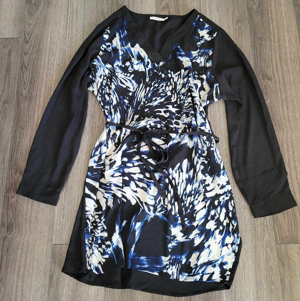 Ricki's belted tunic